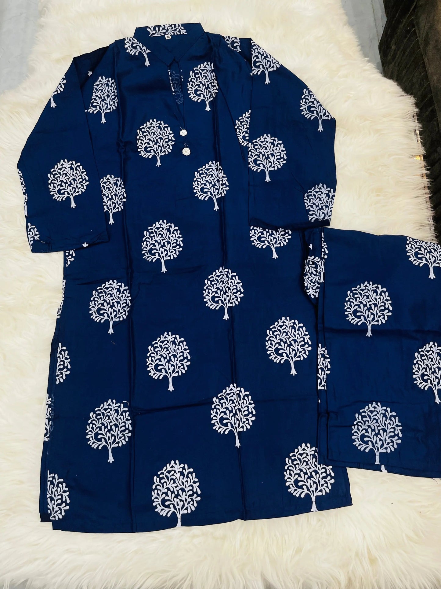 Tree 2pc Ca_closet