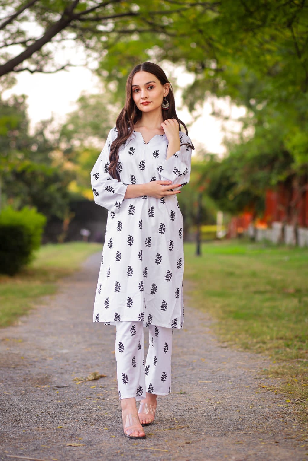 Saleha 2pcs Ca_closet