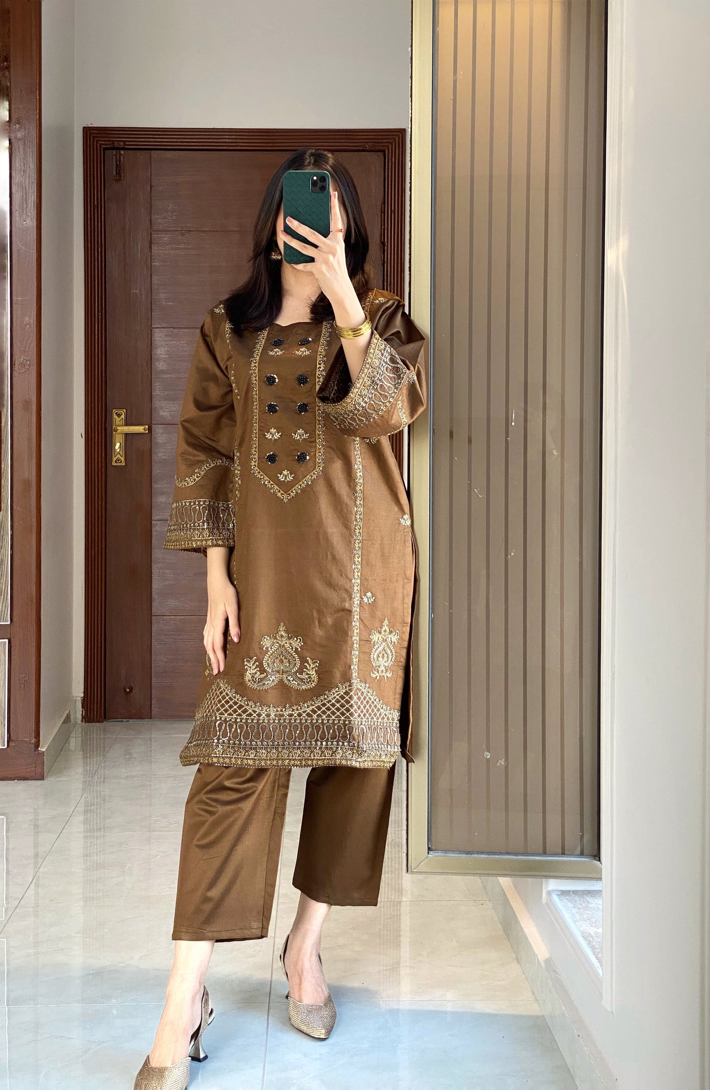 Dove Ca_closet