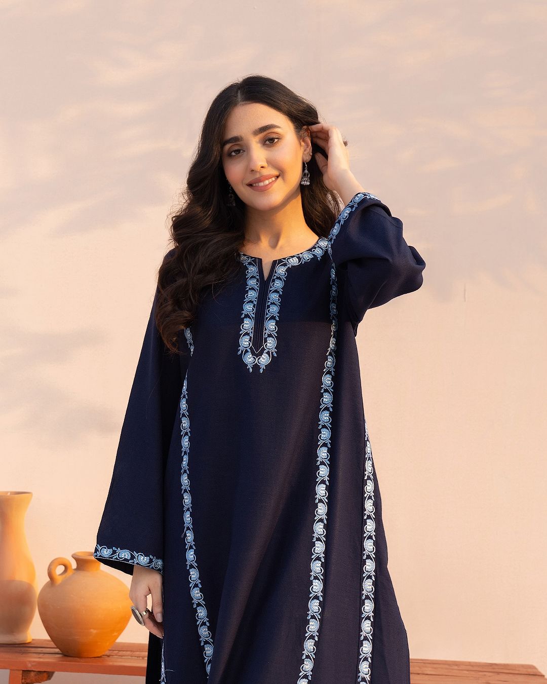 Vyara Embroidered 2pcs Ca_closet