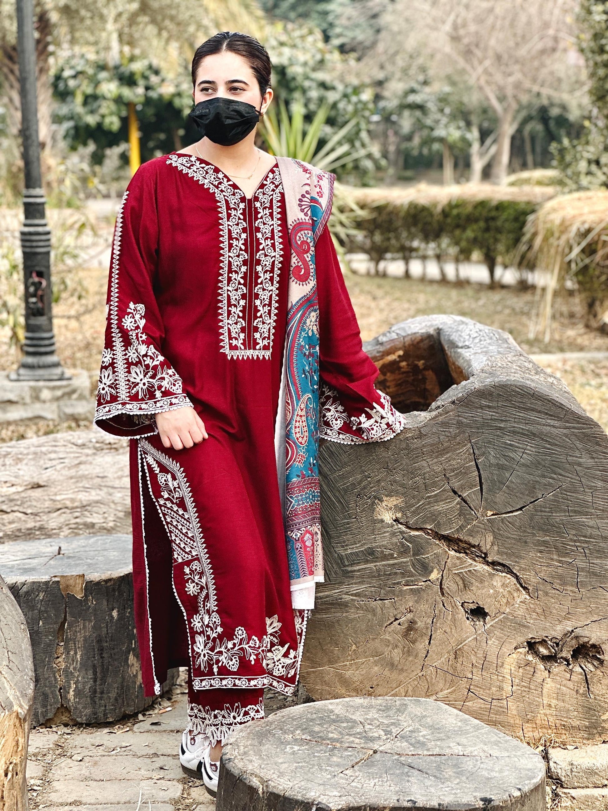Hawa Embroidered 2pcs Ca_closet