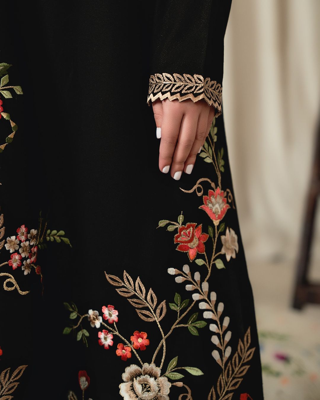 Aneela Embroidered 2pcs Ca_closet