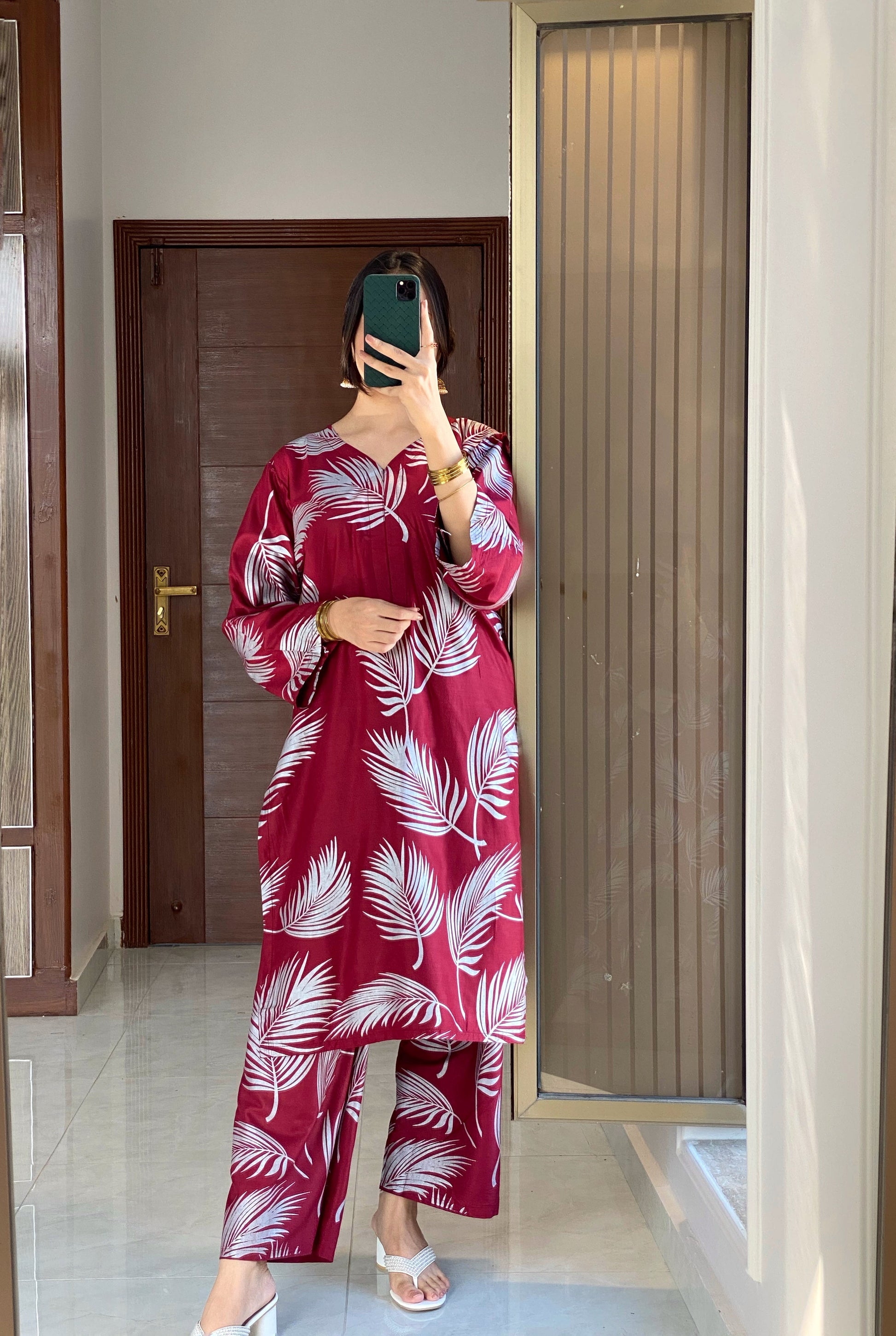 Feather Printed 2pc Ca_closet