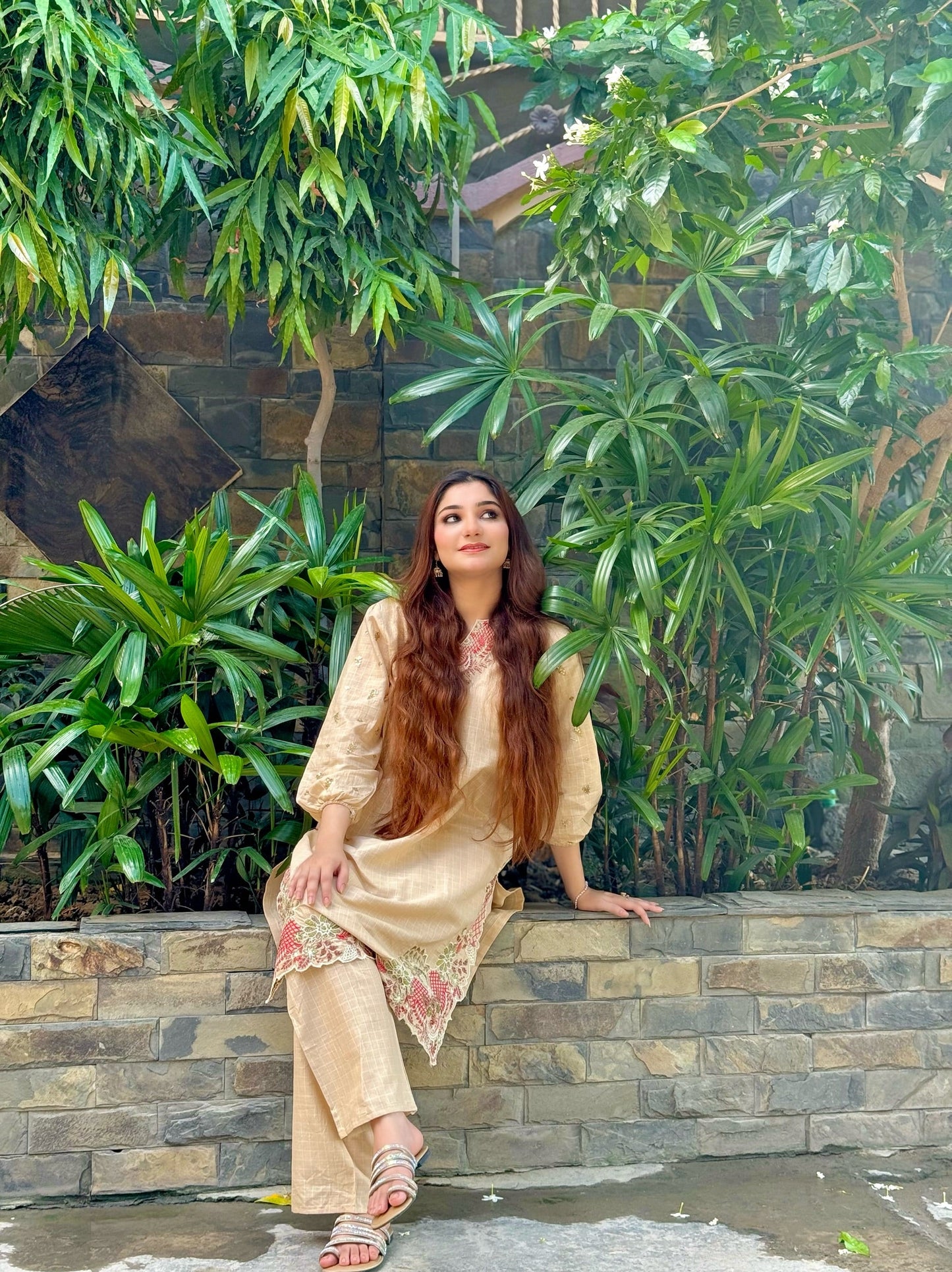 Aaira Embroidered cotton 2pcs Ca_closet