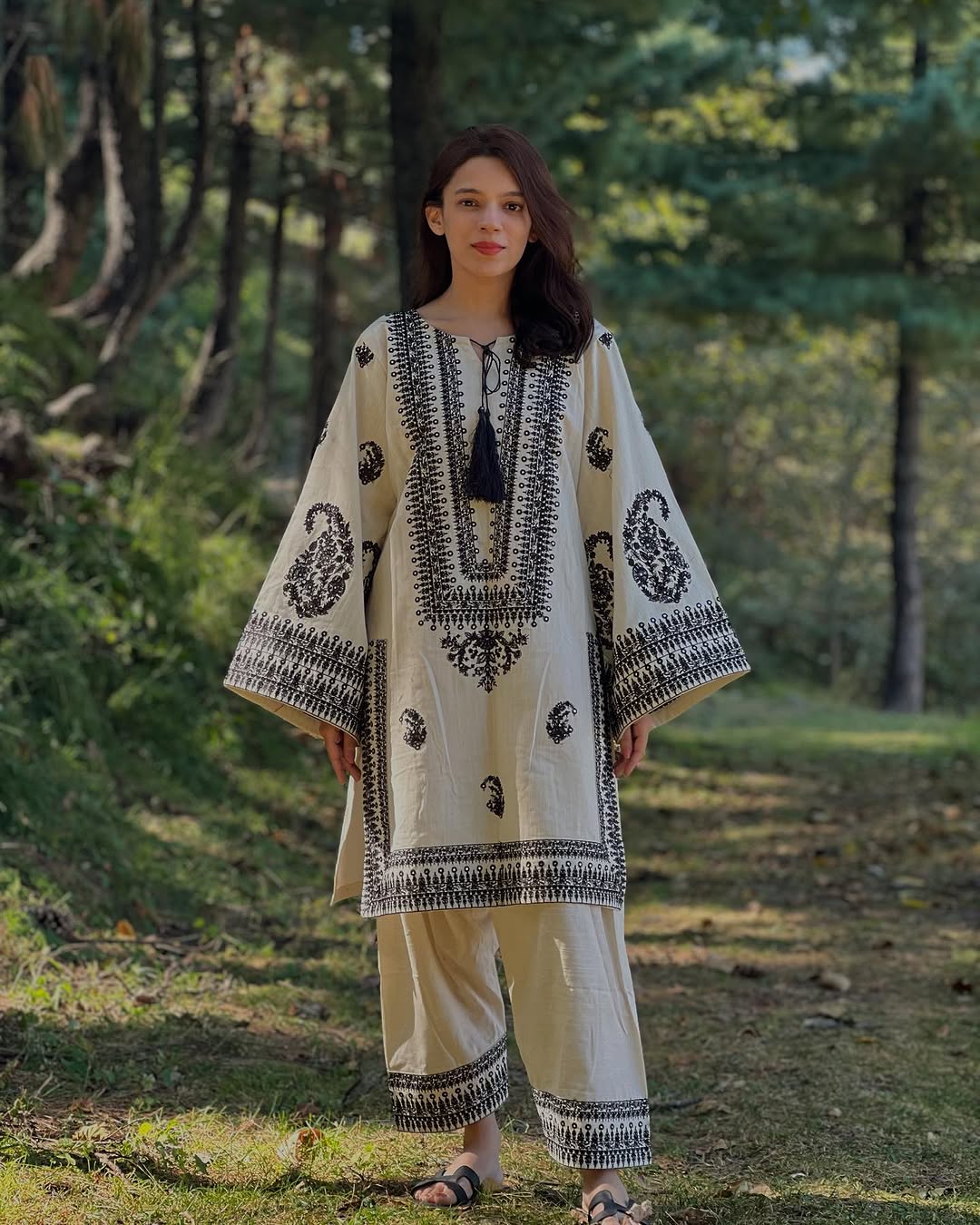 White Bloom Embroidered 2pcs
