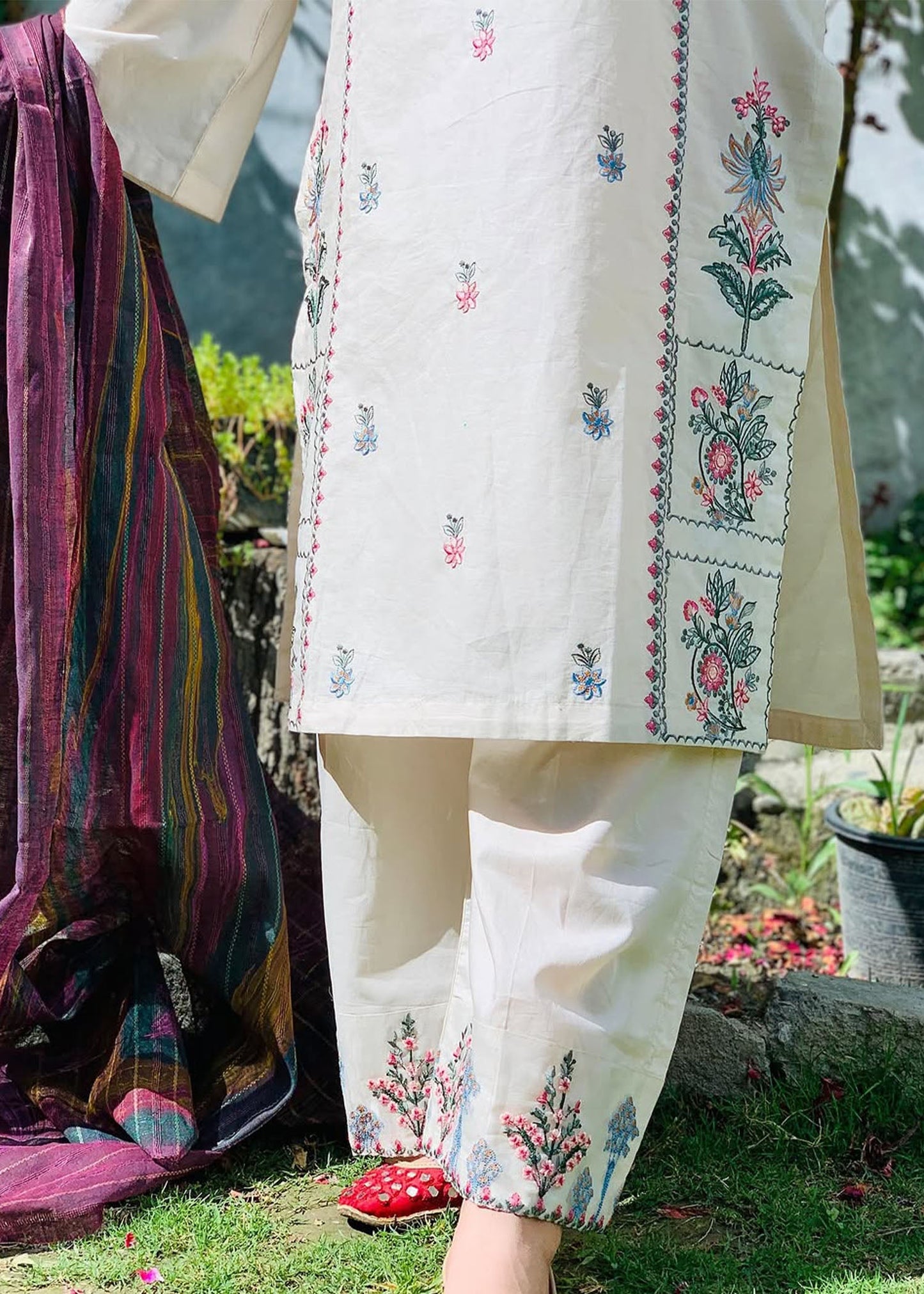 Naz Embroidered - 2 Pieces