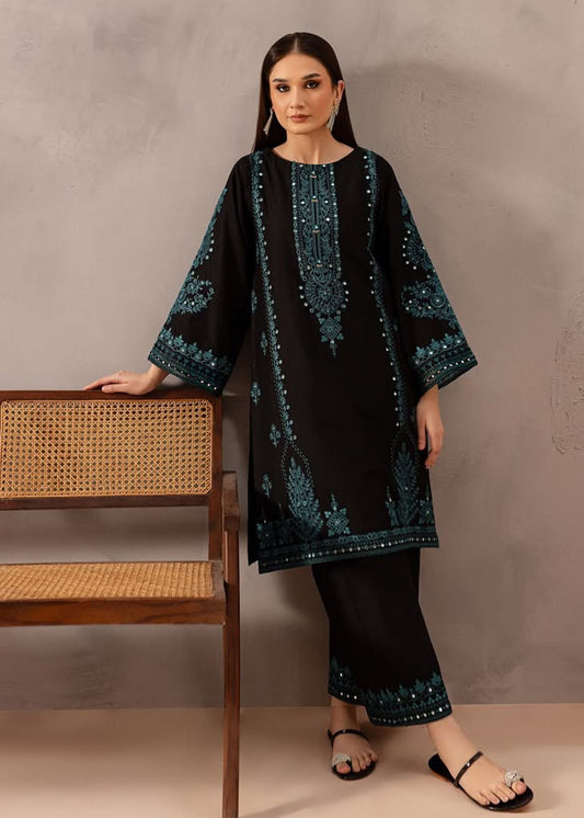 Kaamla Embroidered - 2 Pieces