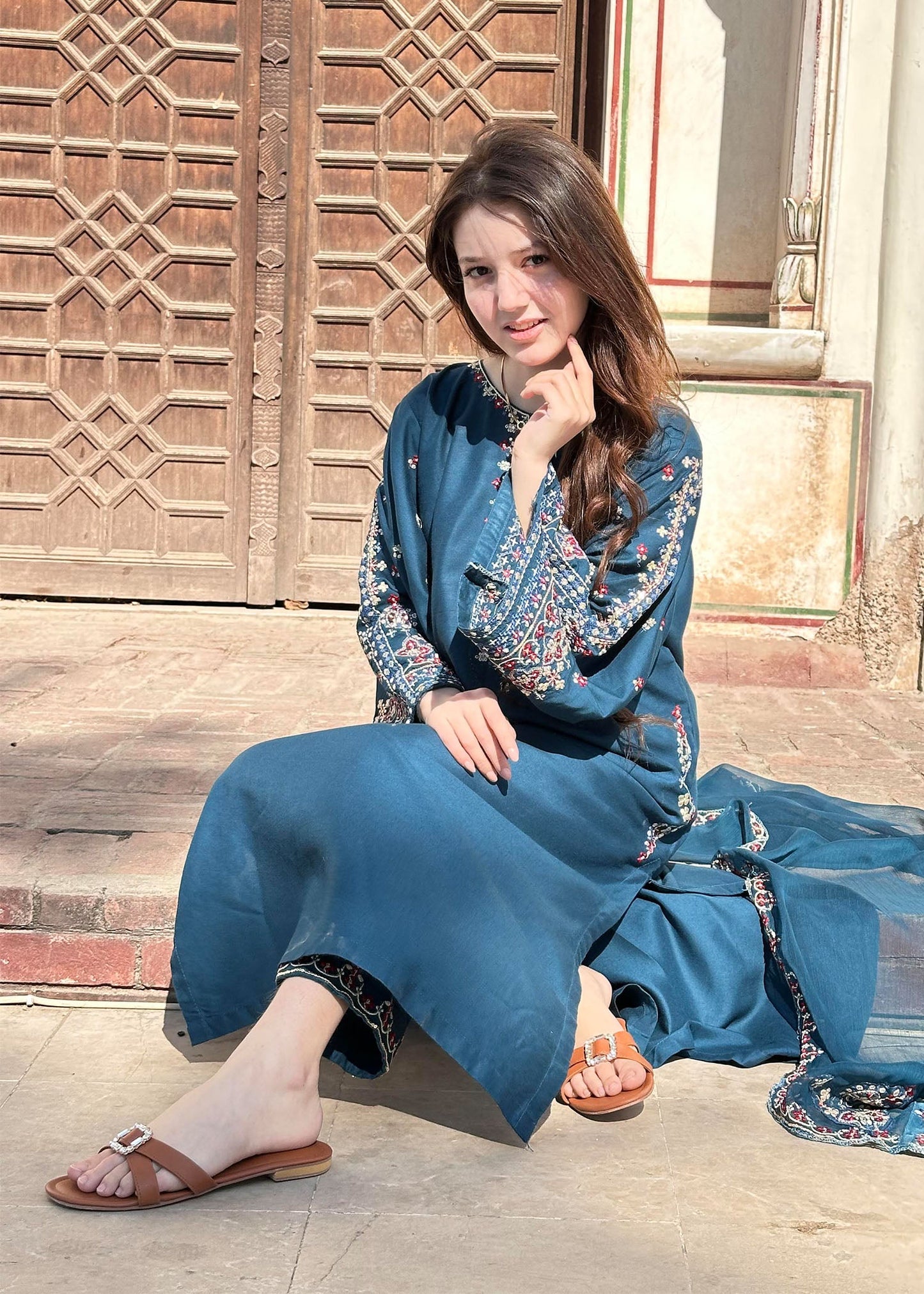 Aadab Embroidered 3pcs