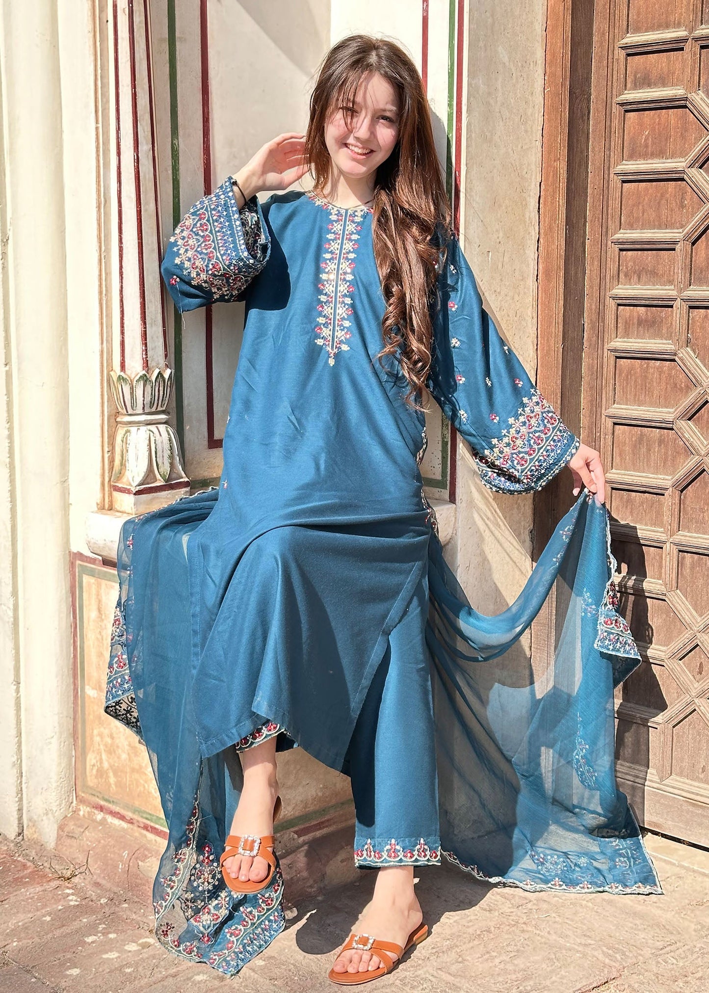 Aadab Embroidered 3pcs