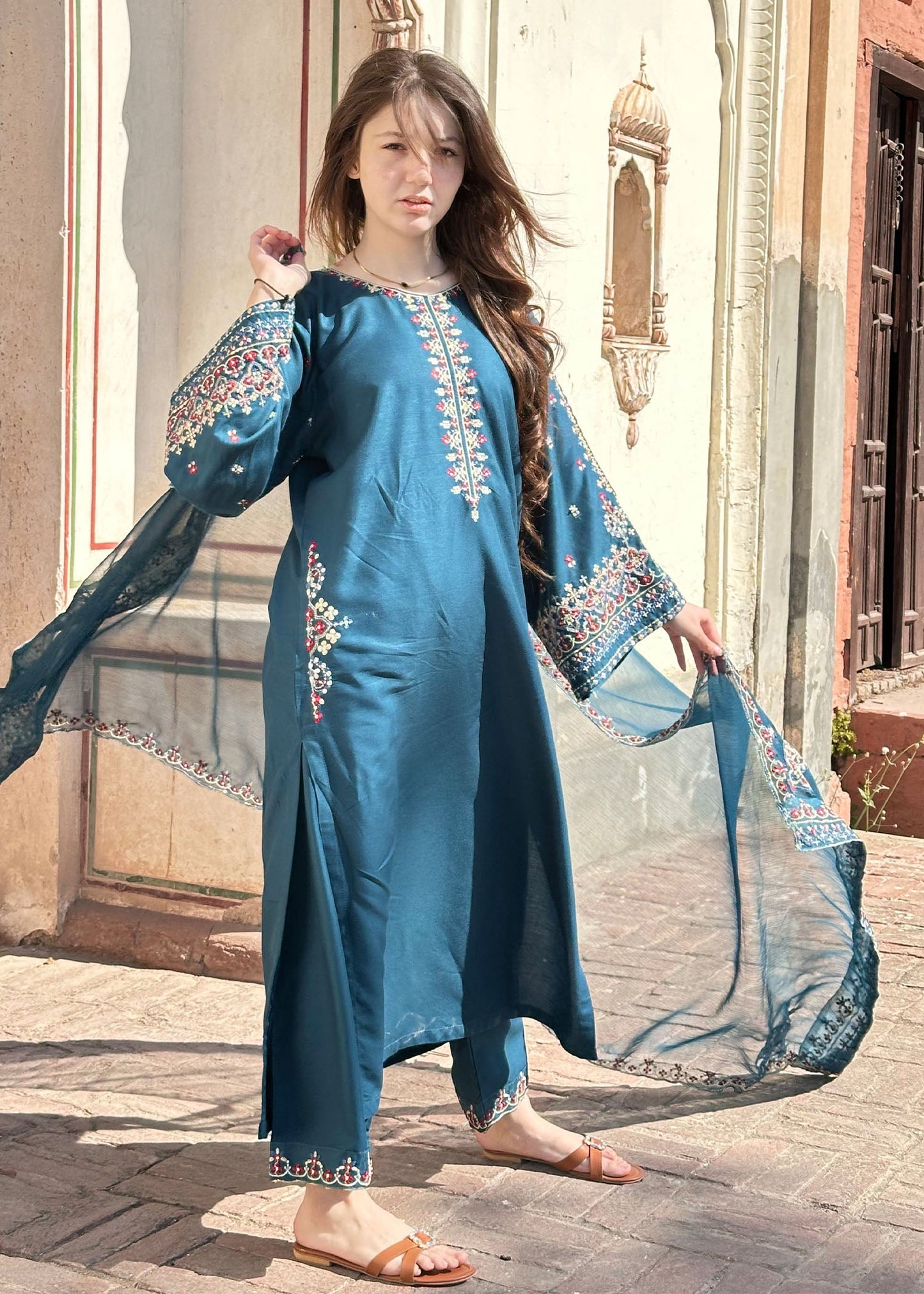 Aadab Embroidered 3pcs