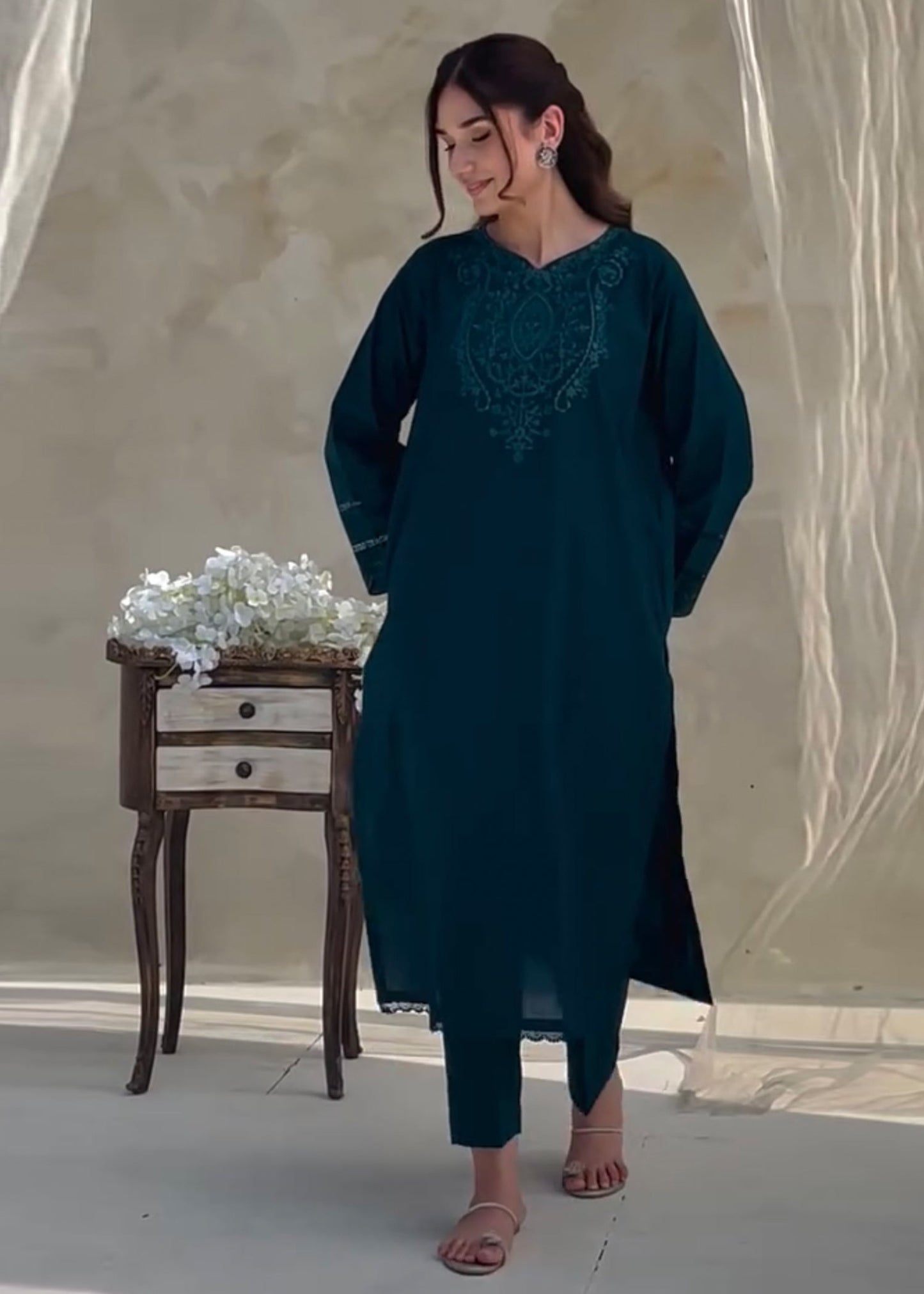 Alee 2pcs - Cotton Embroidered