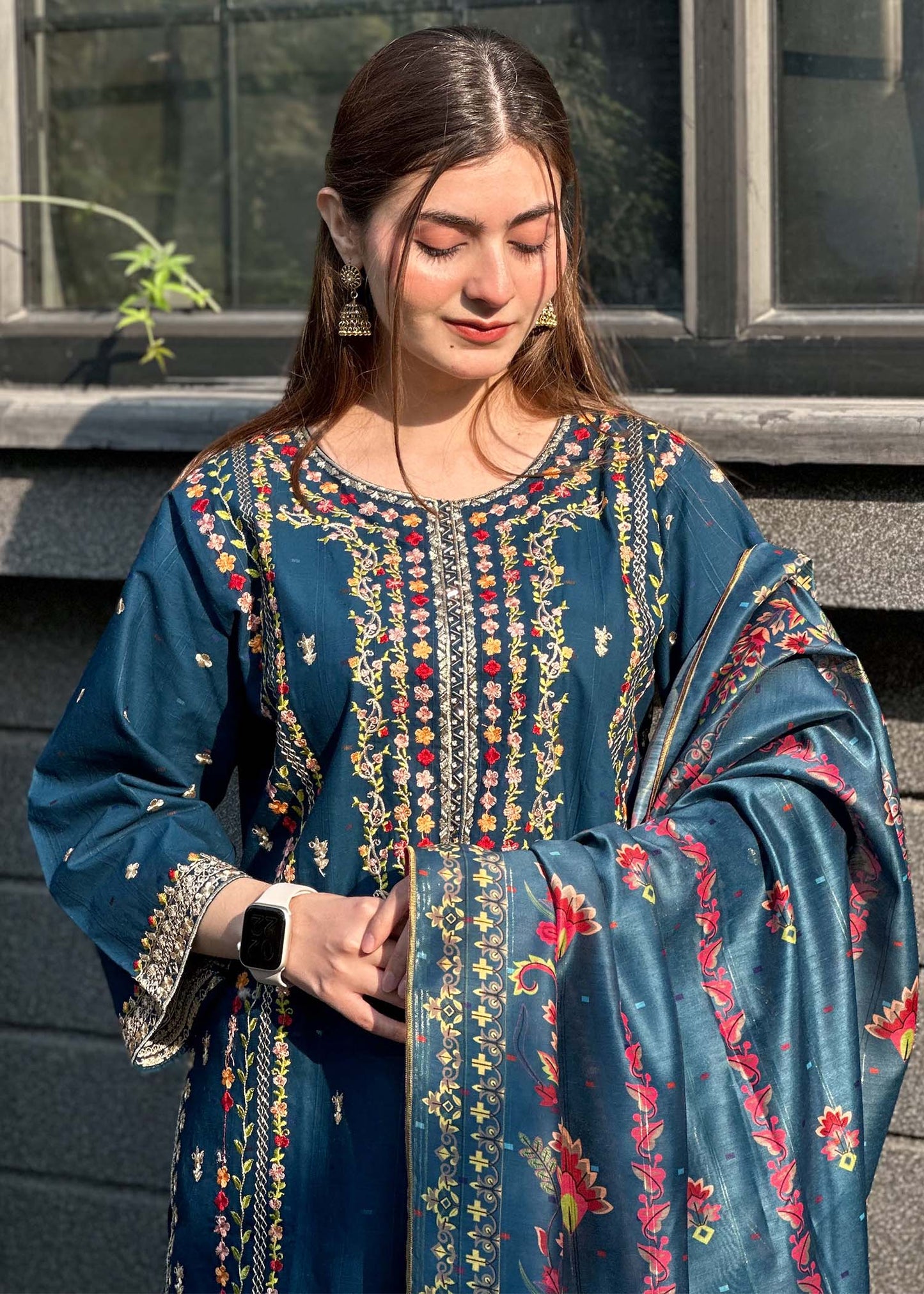 Mushq Embroidered - 3 Pieces