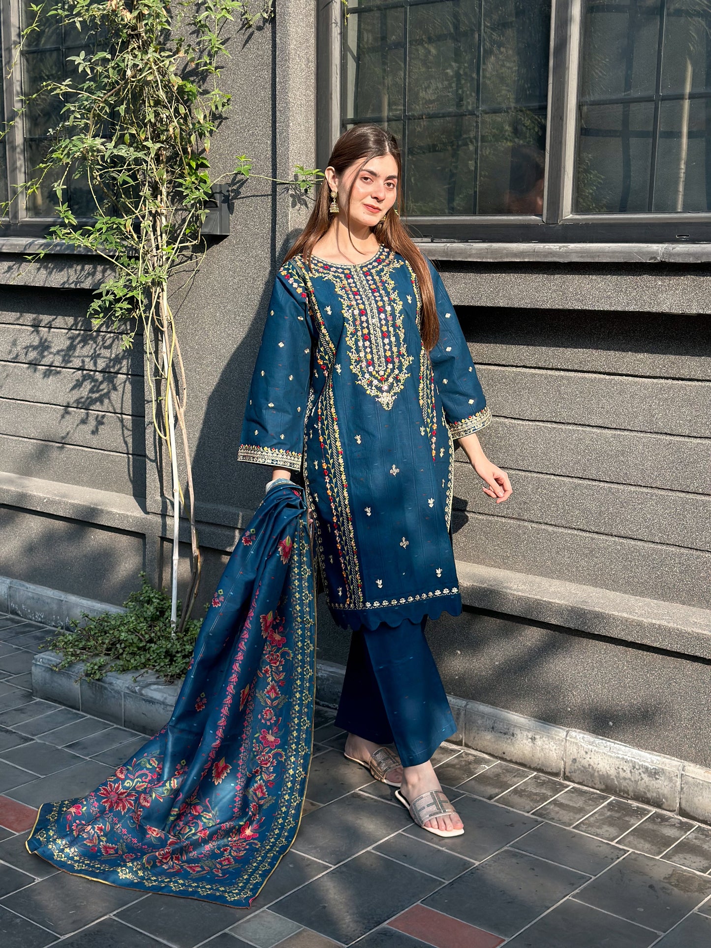 Mushq Embroidered 3pcs